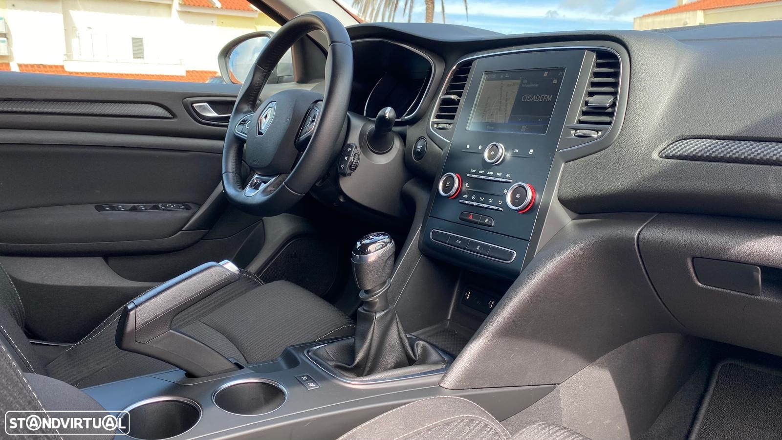 Renault Mégane 1.5 Blue dCi Zen - 6