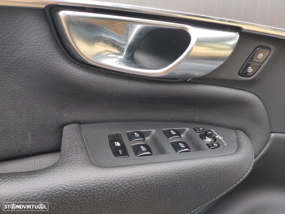 Volvo XC 90 2.0 T8 PHEV Inscription Expression AWD - 16