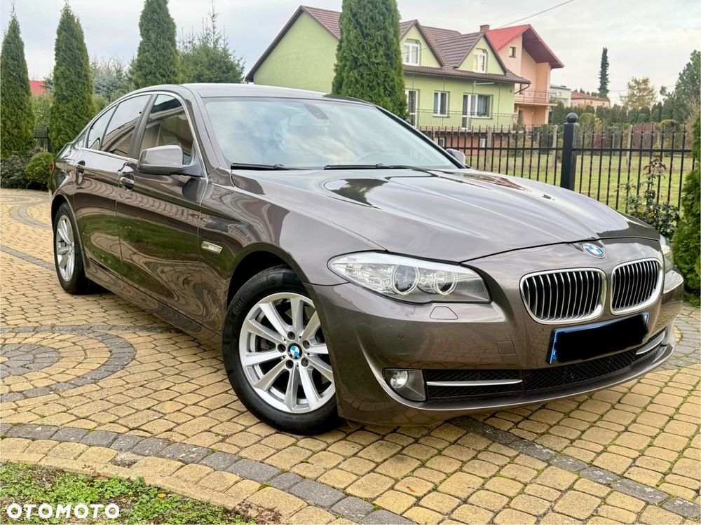 BMW Seria 5 ver-520d - 1