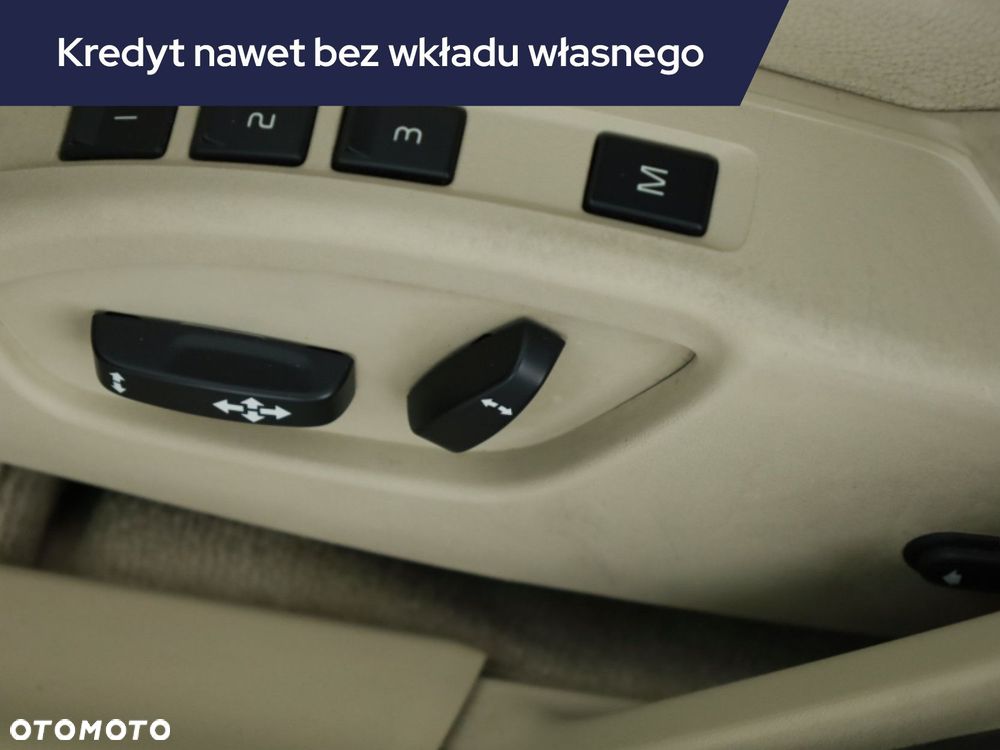 Volvo V60 Cross Country - 19