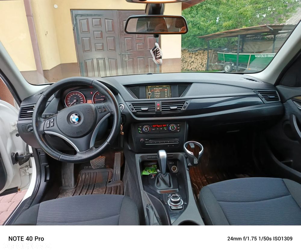 BMW X1 xDrive18d - 13