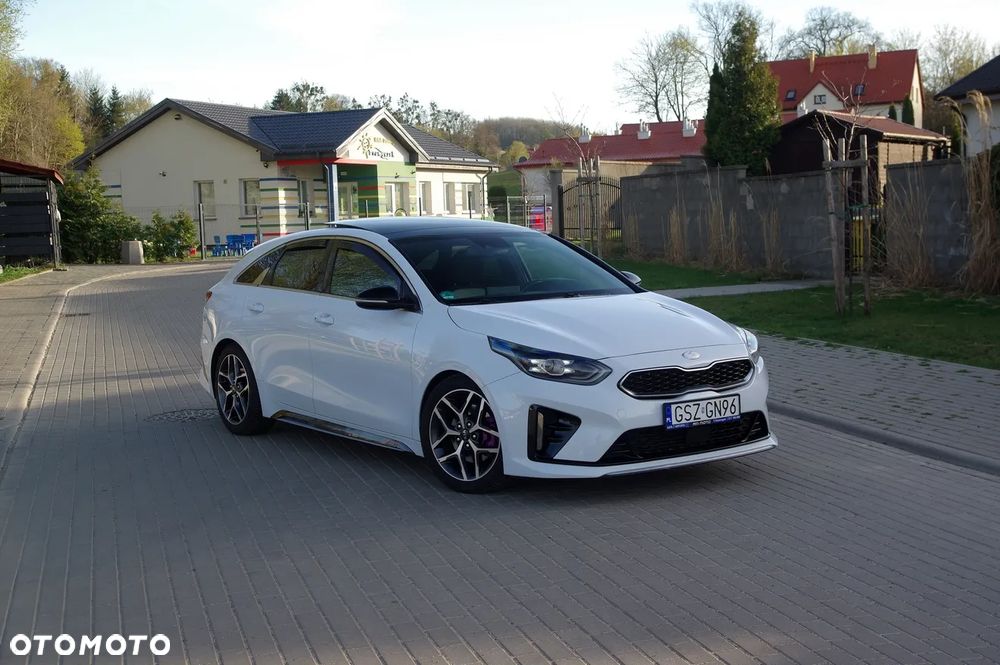 Kia ProCeed 1.6 CRDi GT Line DCT - 3