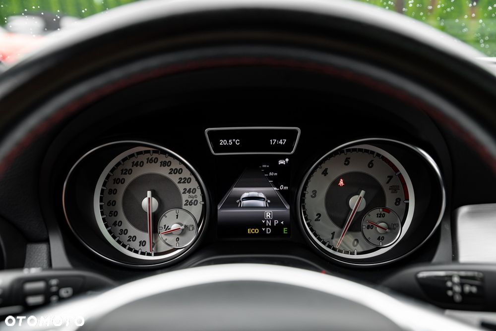 Mercedes-Benz GLA 250 4-Matic - 38