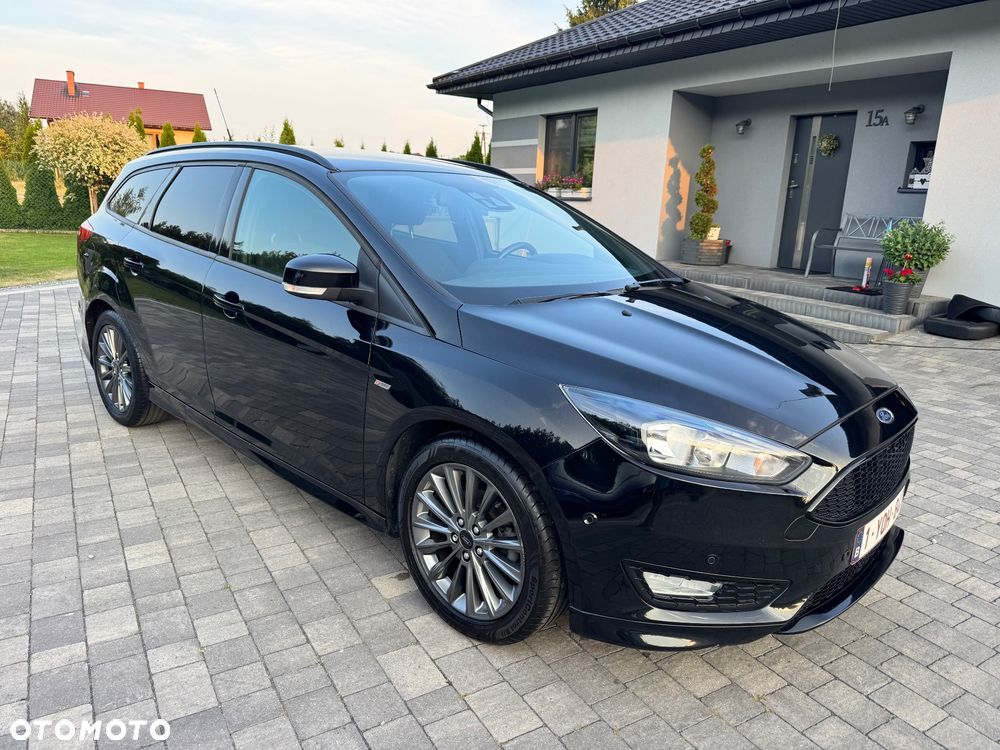 Ford Focus 1.0 EcoBoost Start-Stopp-System ST-LINE - 1