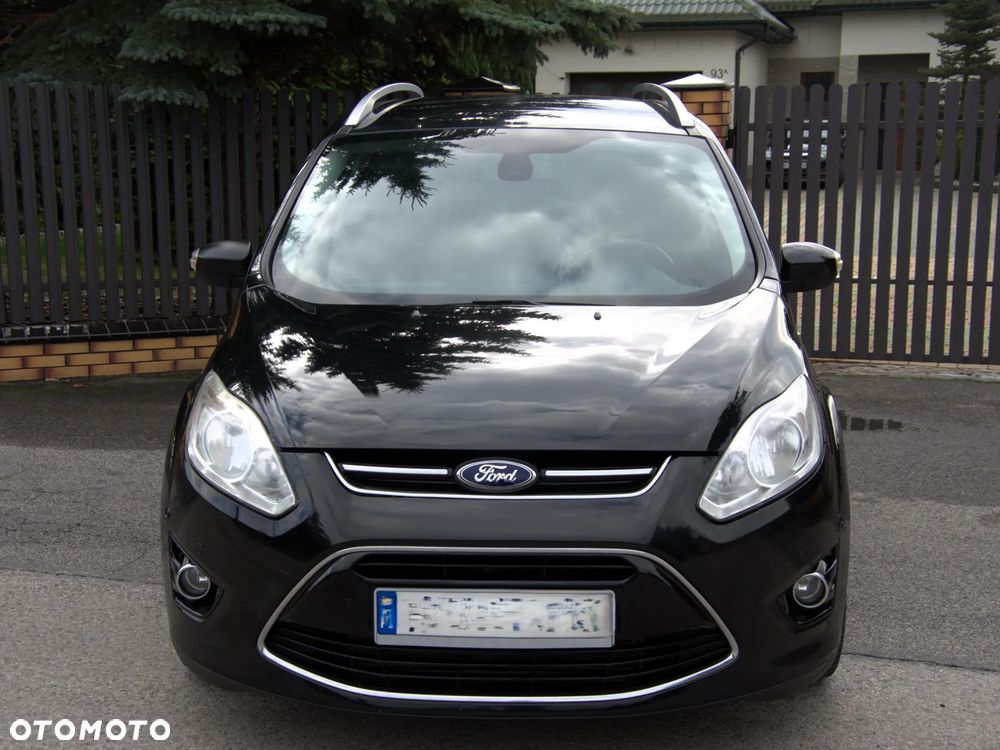 Ford Grand C-MAX - 17