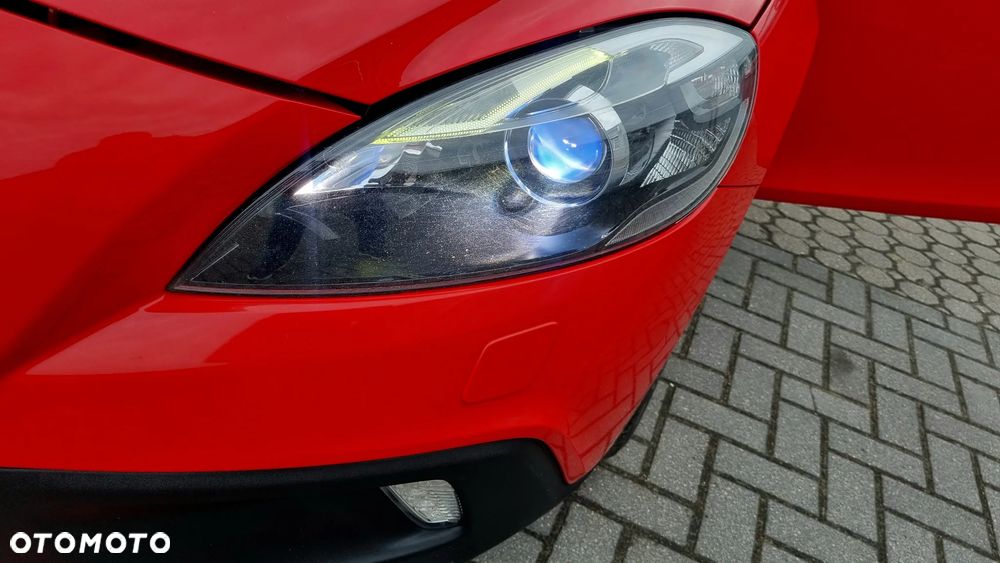 Volvo V40 Cross Country D2 - 11
