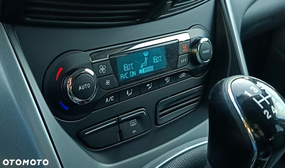 Ford C-MAX 1.6 Ti-VCT Titanium - 28
