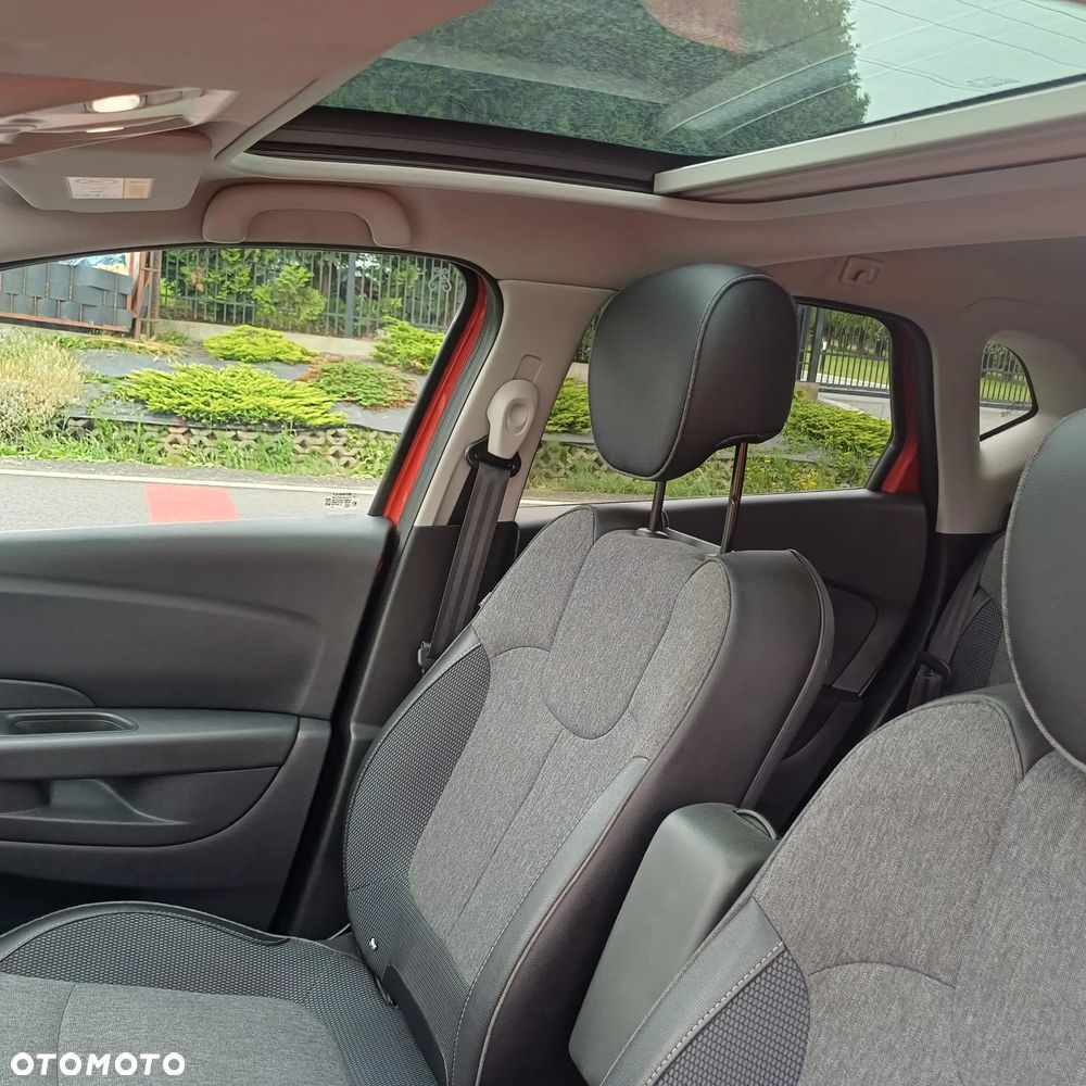 Renault Captur - 19