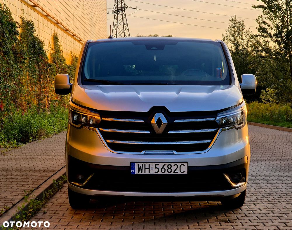 Renault Trafic 2.0 dCi - 10