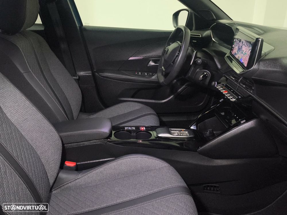 Peugeot 2008 Hybrid 145 e-DSC Allure - 19