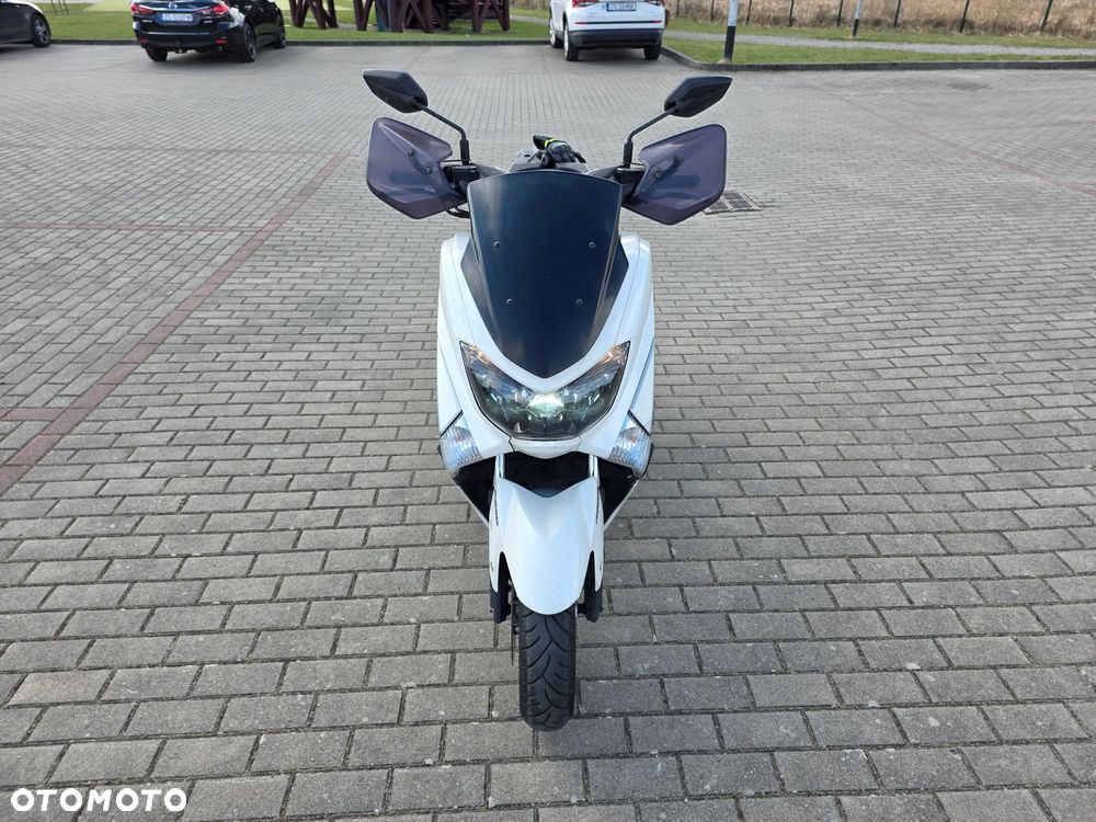 Yamaha NMAX - 6