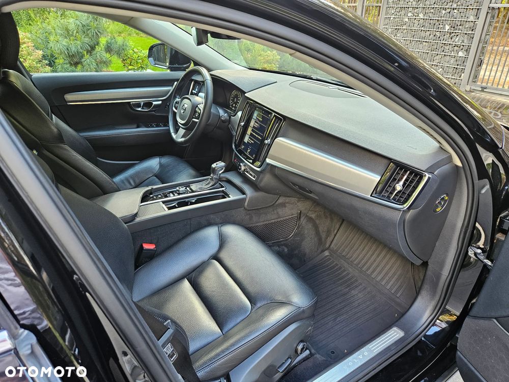 Volvo V90 T5 Momentum - 29