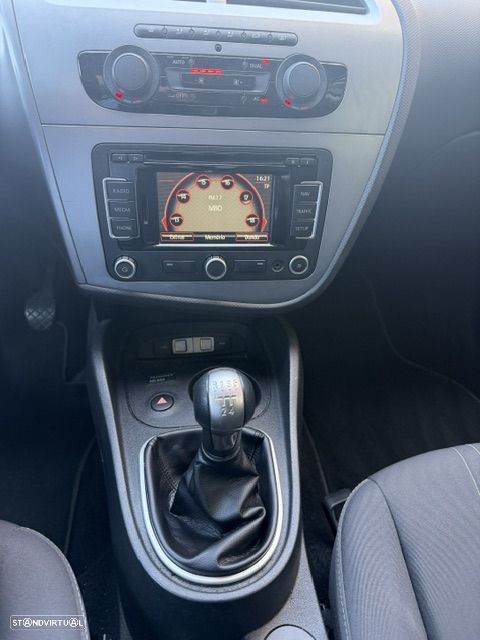SEAT Leon 1.6 TDI ECOMOTIVE Style - 14