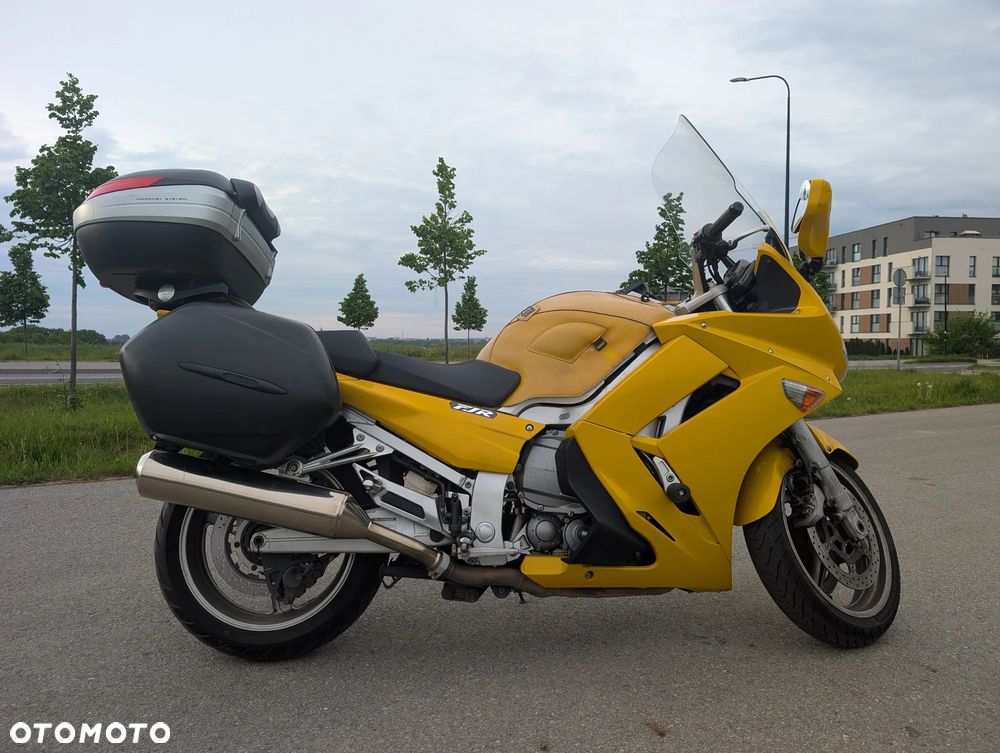 Yamaha FJR - 3