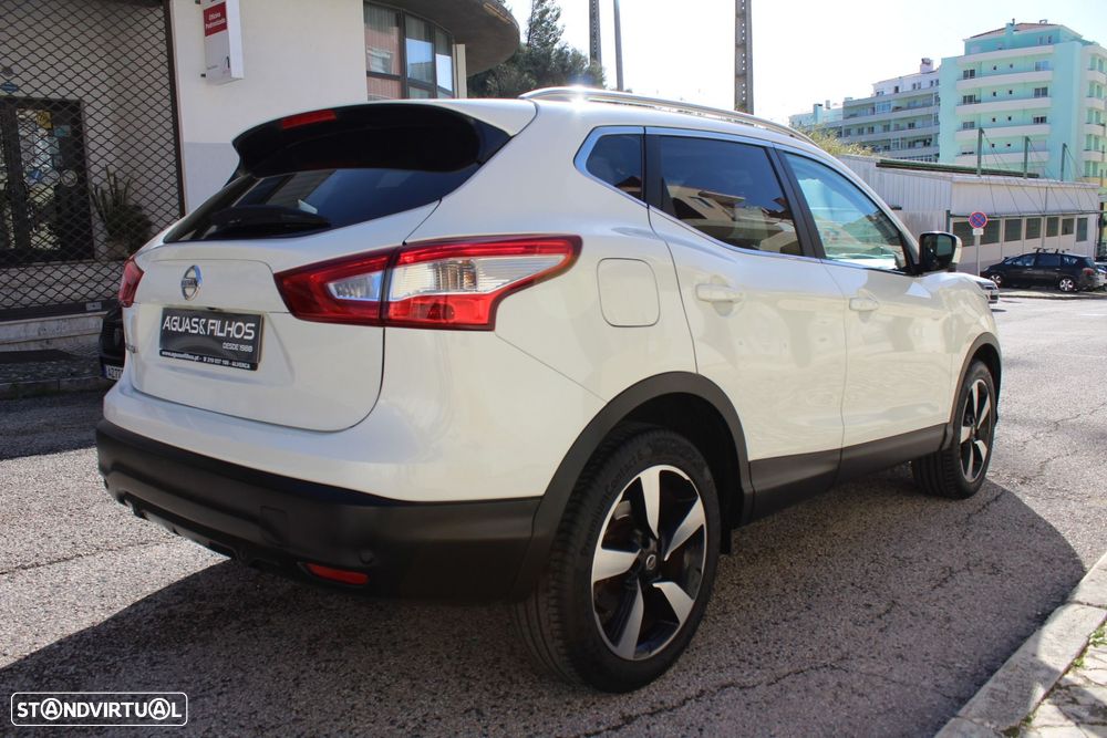 Nissan Qashqai 1.5 dCi N-Connecta 18 - 2
