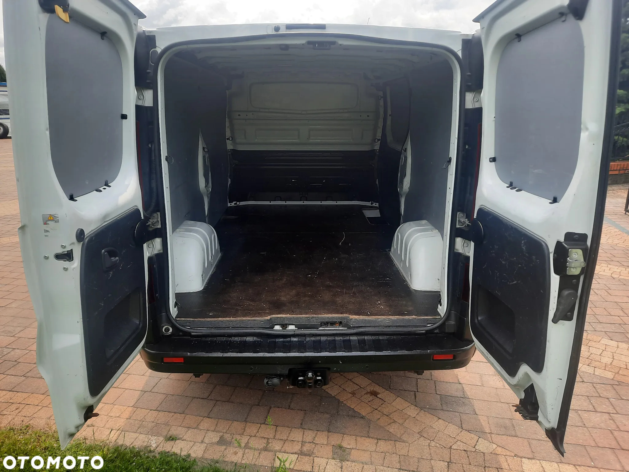 Renault Trafic L2 Długi - 16