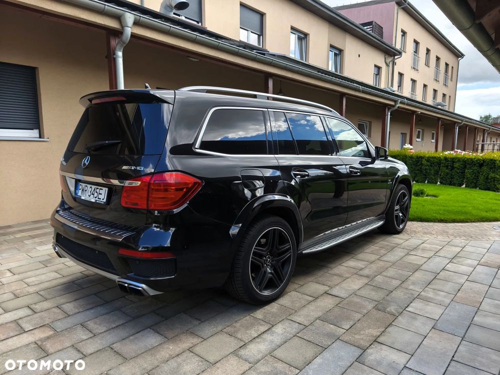 Mercedes-Benz GL 63 AMG - 3