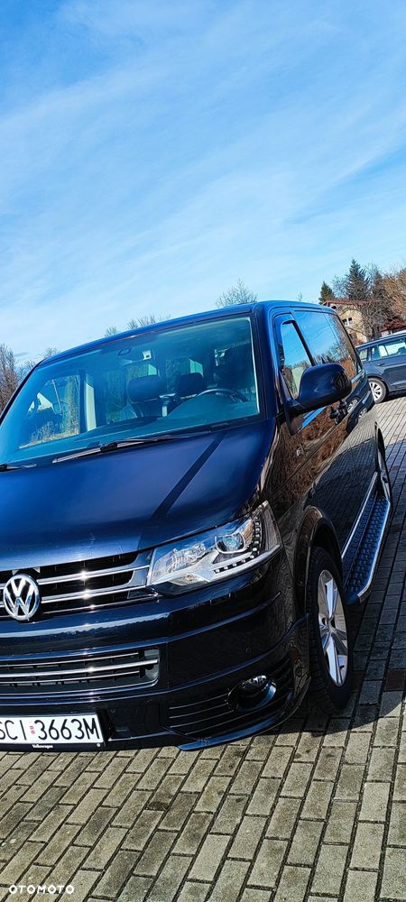 Volkswagen Multivan - 2