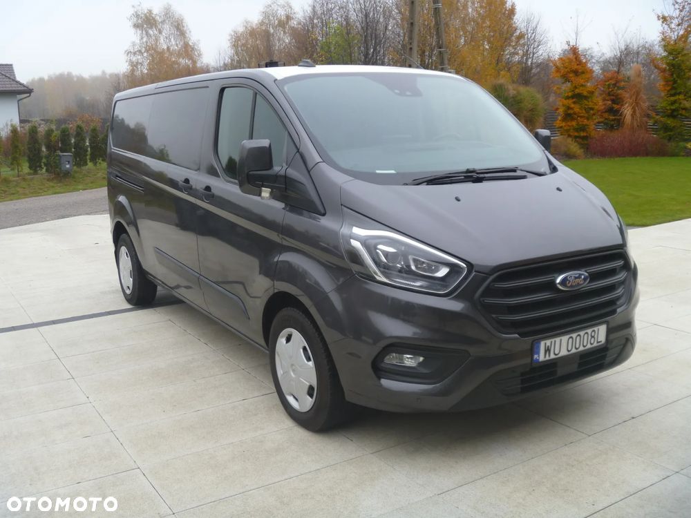 Ford TRANSIT CUSTOM - 1