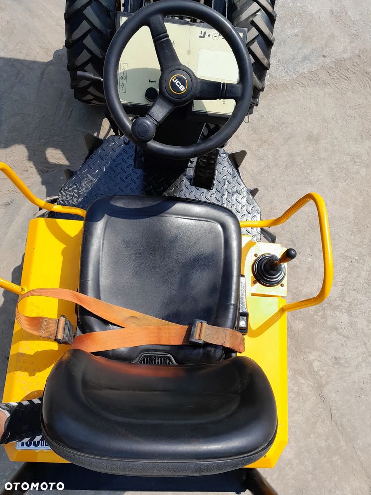 JCB 1T - 17