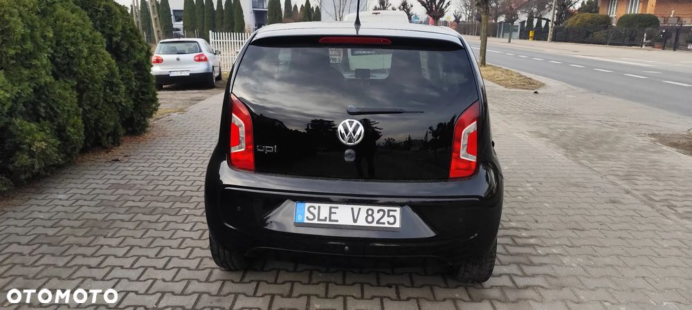 Volkswagen up! black - 6