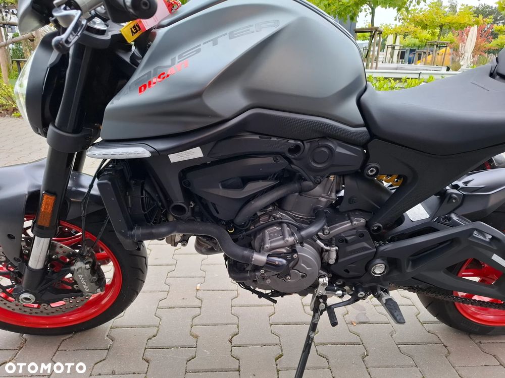 Ducati Monster - 12