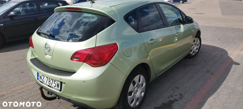 Opel Astra 1.6 Cosmo - 6