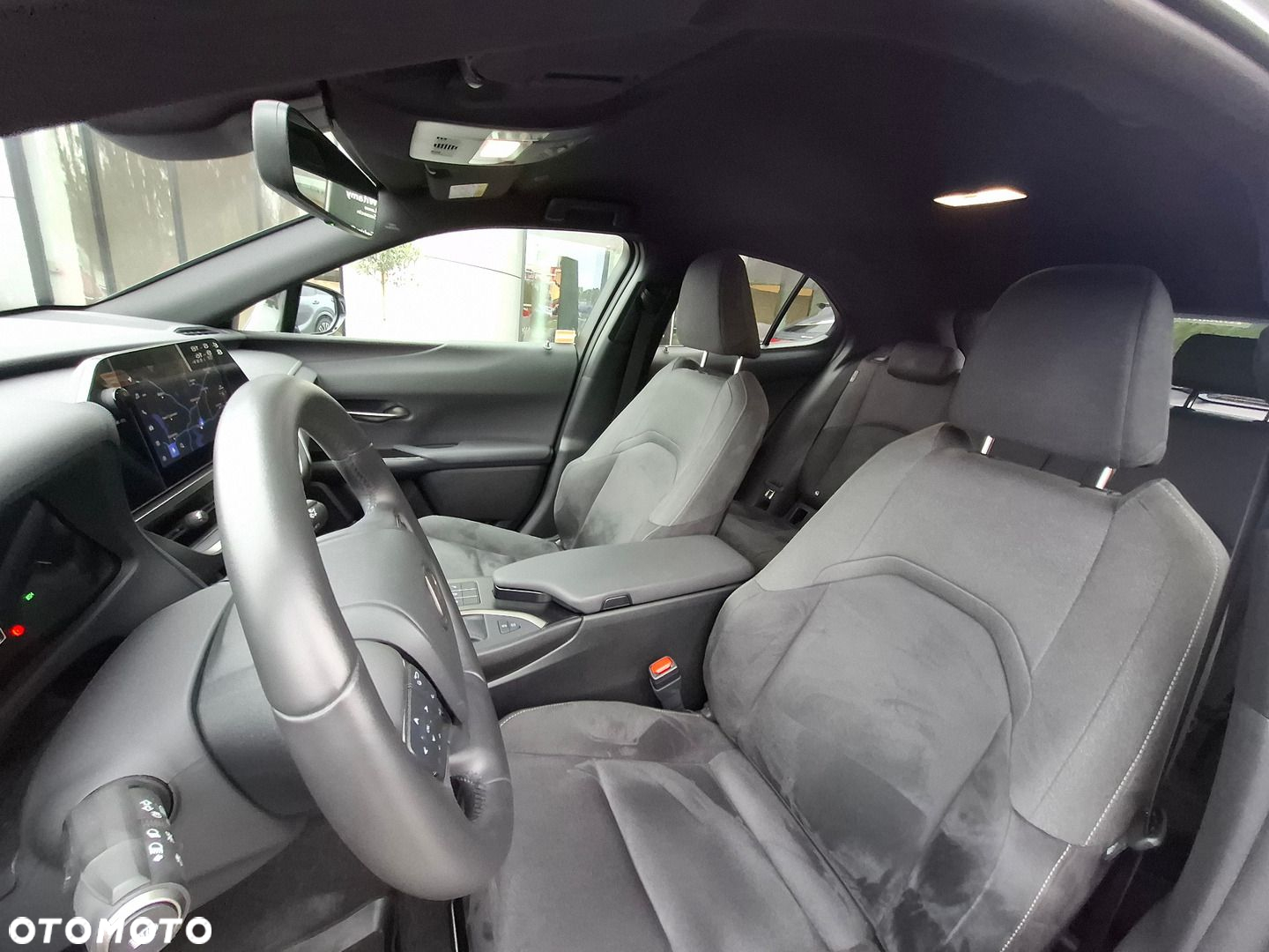 Lexus UX - 11