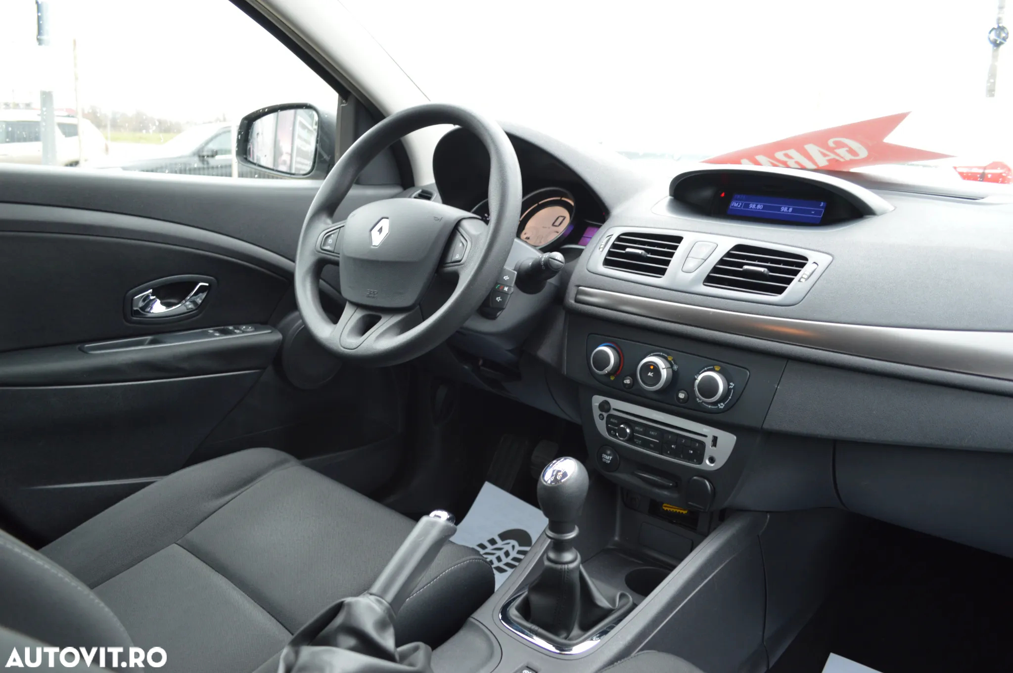 Renault Megane Blue dCi Business - 8