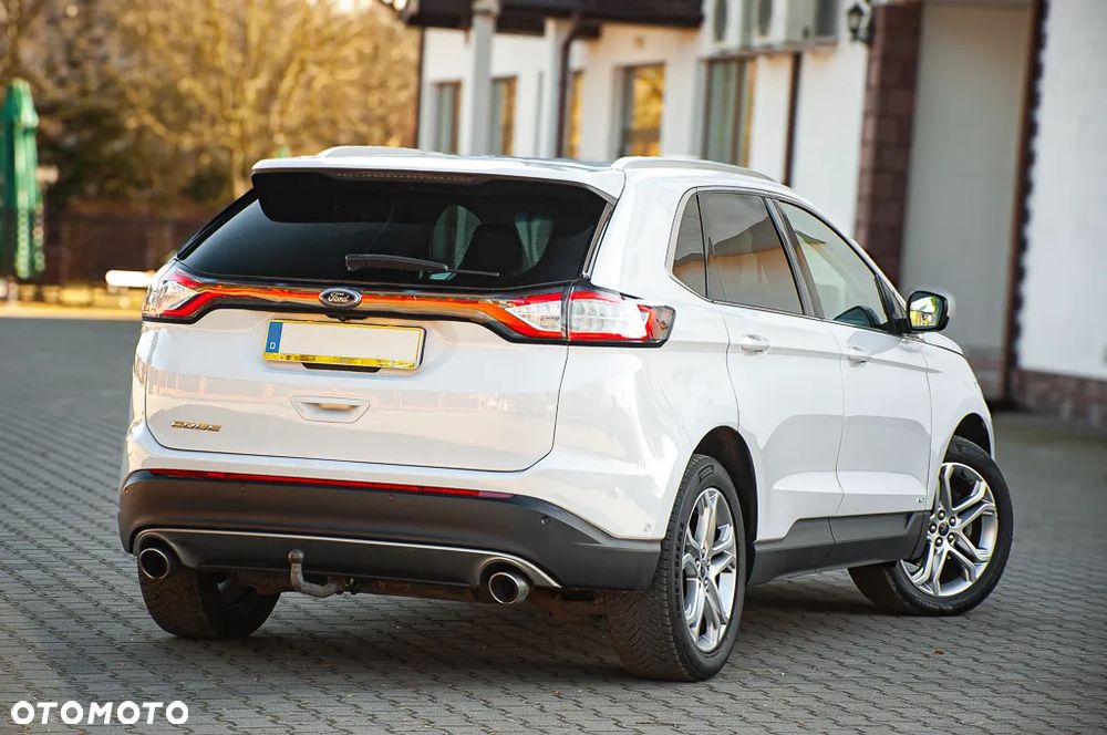 Ford Edge 2.0 TDCi 4x4 Titanium - 3