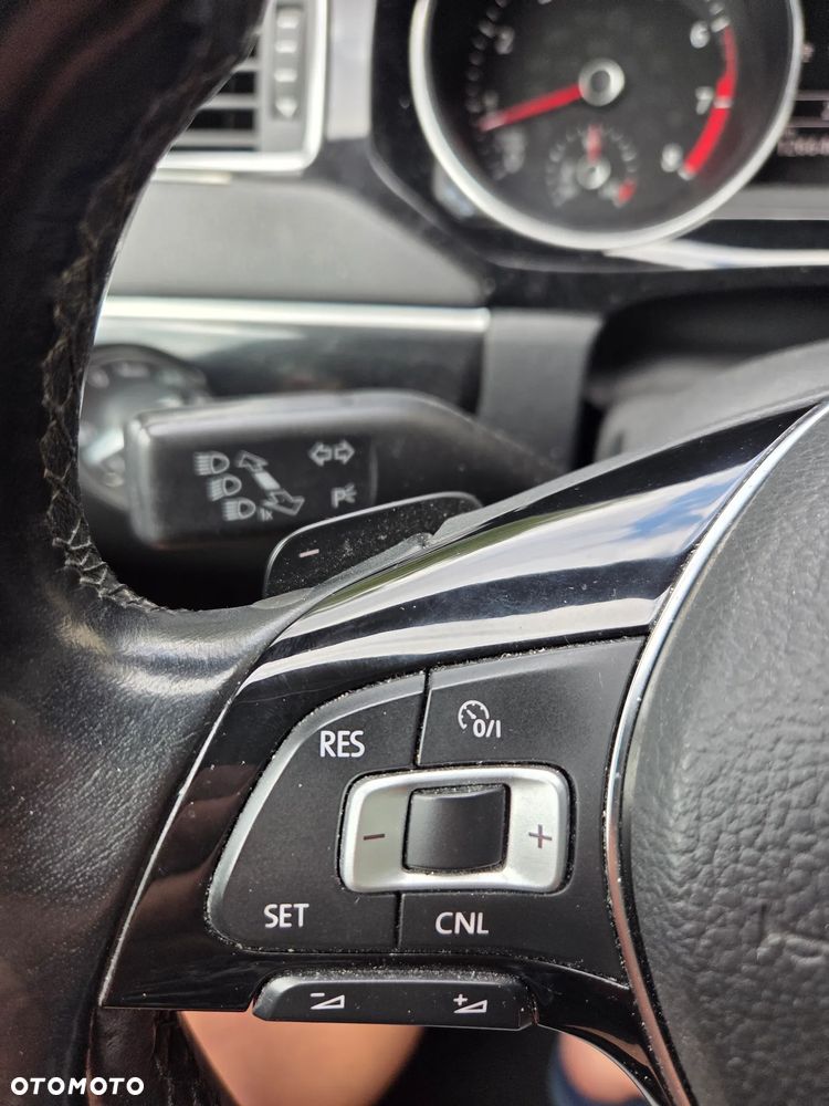 Volkswagen Jetta 1.4 TSI DSG BlueMotion Technology - 26
