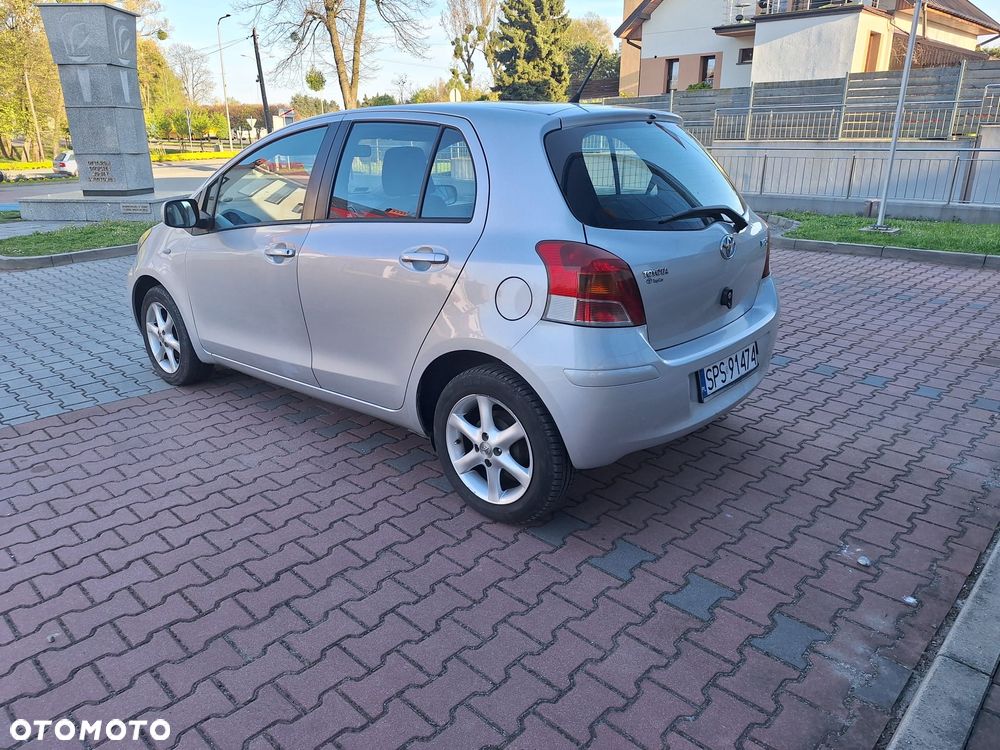 Toyota Yaris 1.0 Entry - 3