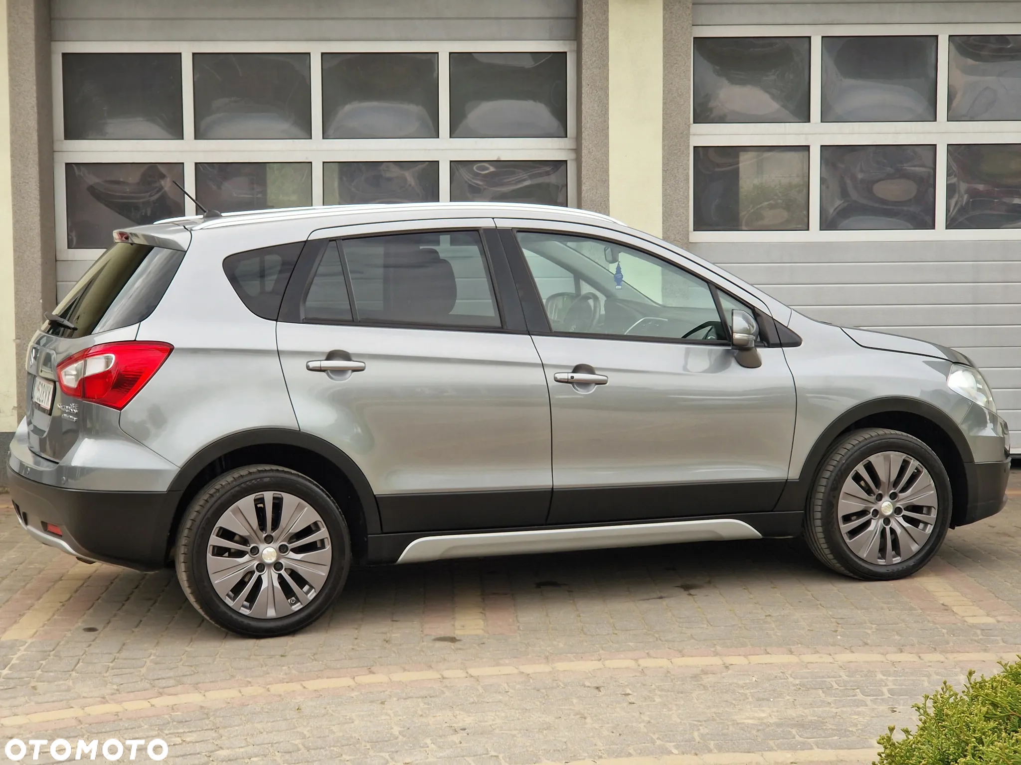 Suzuki SX4 S-Cross 1.6 Premium Plus 4WD - 13