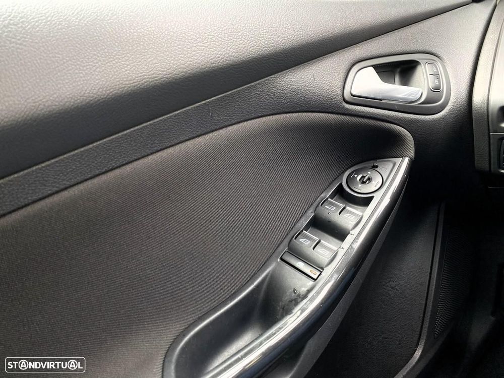 Ford Focus 1.5 TDCi Titanium - 27