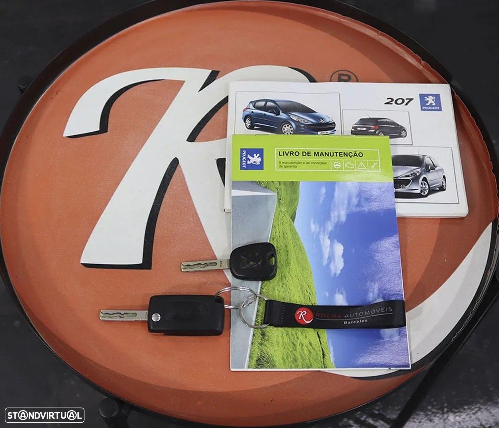 Peugeot 207 1.4 HDi Urban - 14