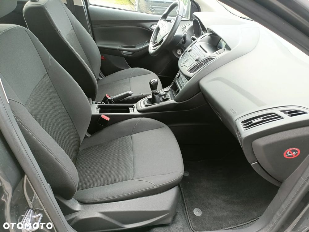 Ford Focus - 15