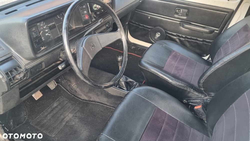 Volkswagen Caddy - 9