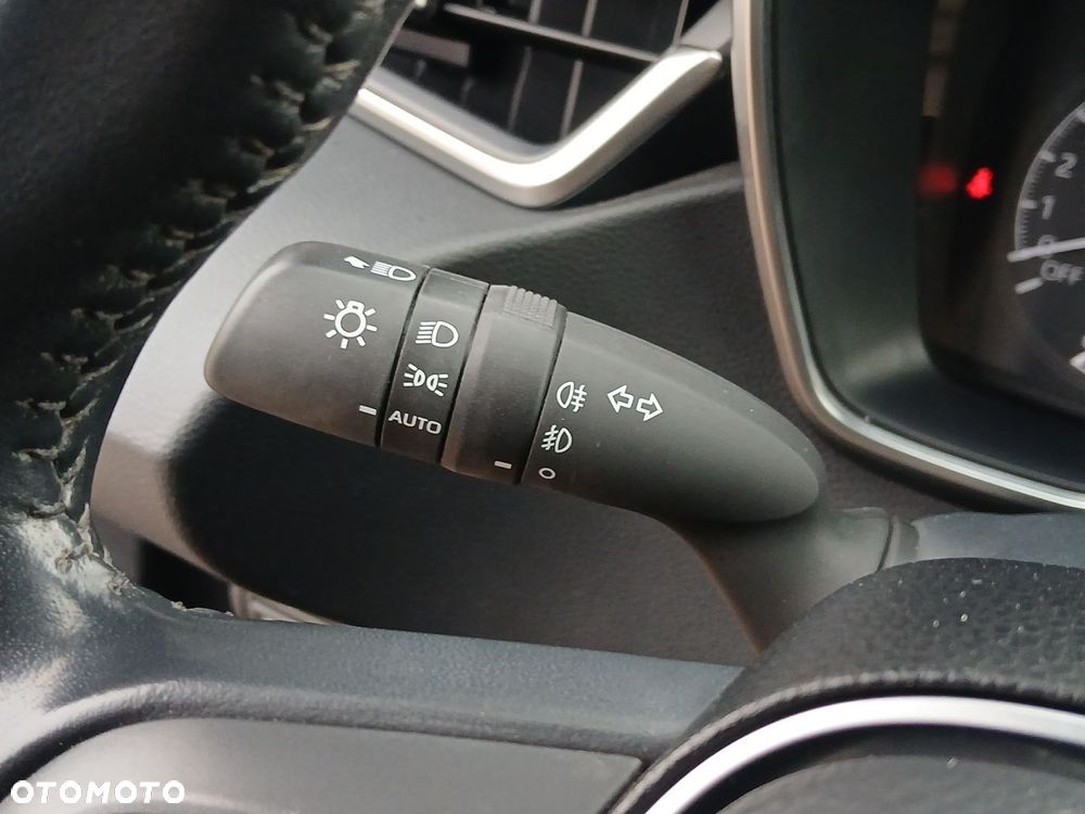 Toyota Corolla 1.8 Hybrid Comfort - 26