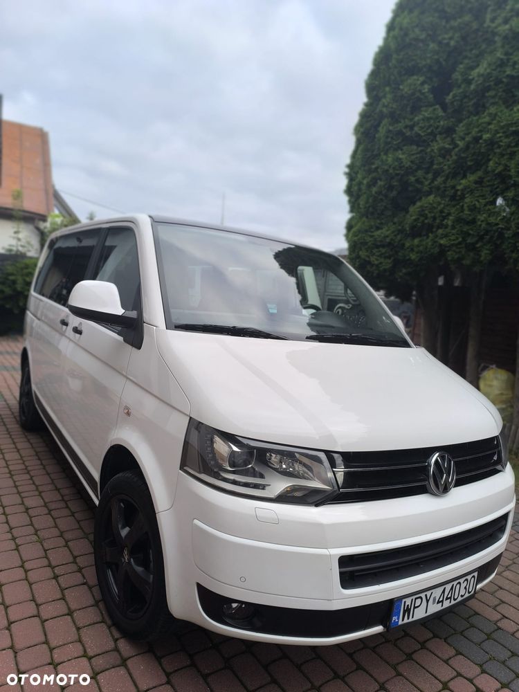 Volkswagen Multivan - 1