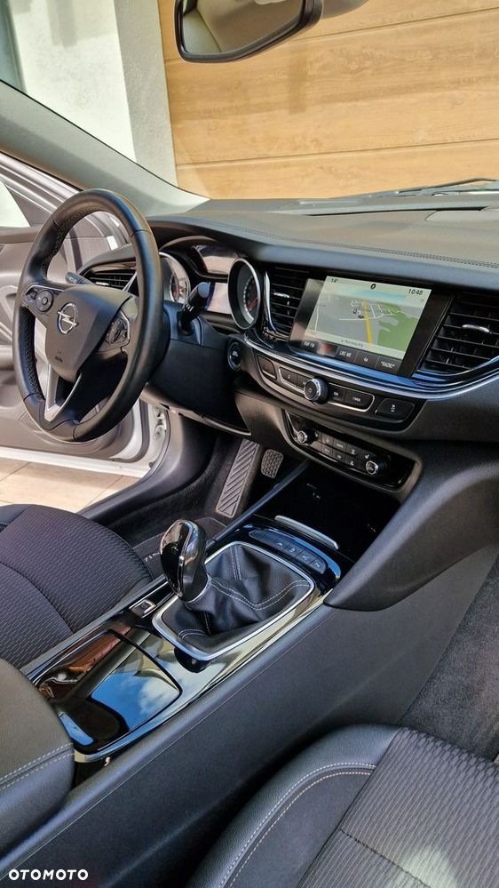 Opel Insignia - 29