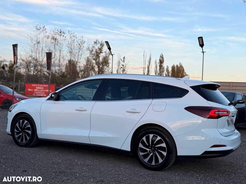 Ford Focus 1.5 EcoBlue Start-Stopp-System TITANIUM X - 11