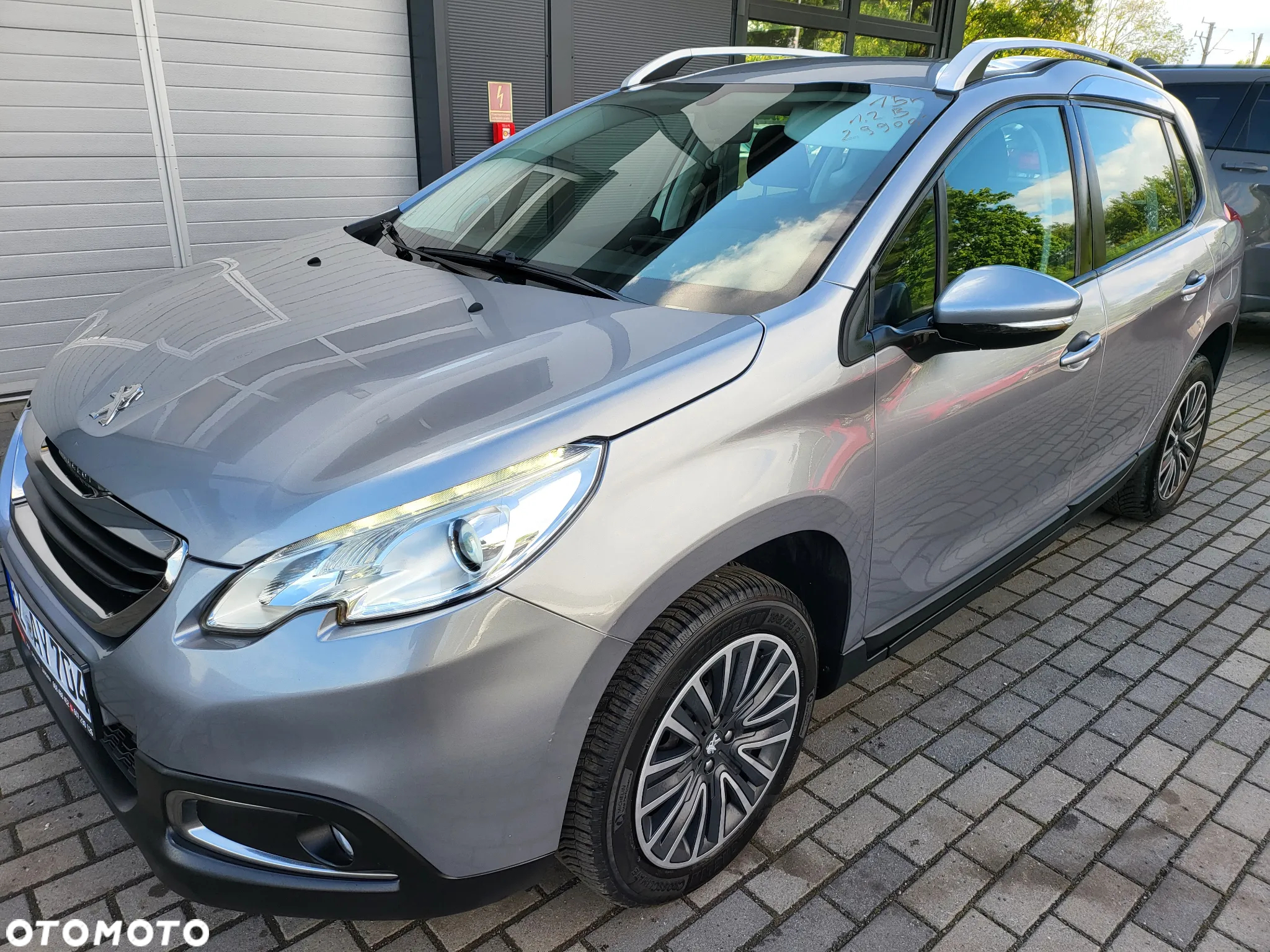 Peugeot 2008 PureTech 82 Style - 22