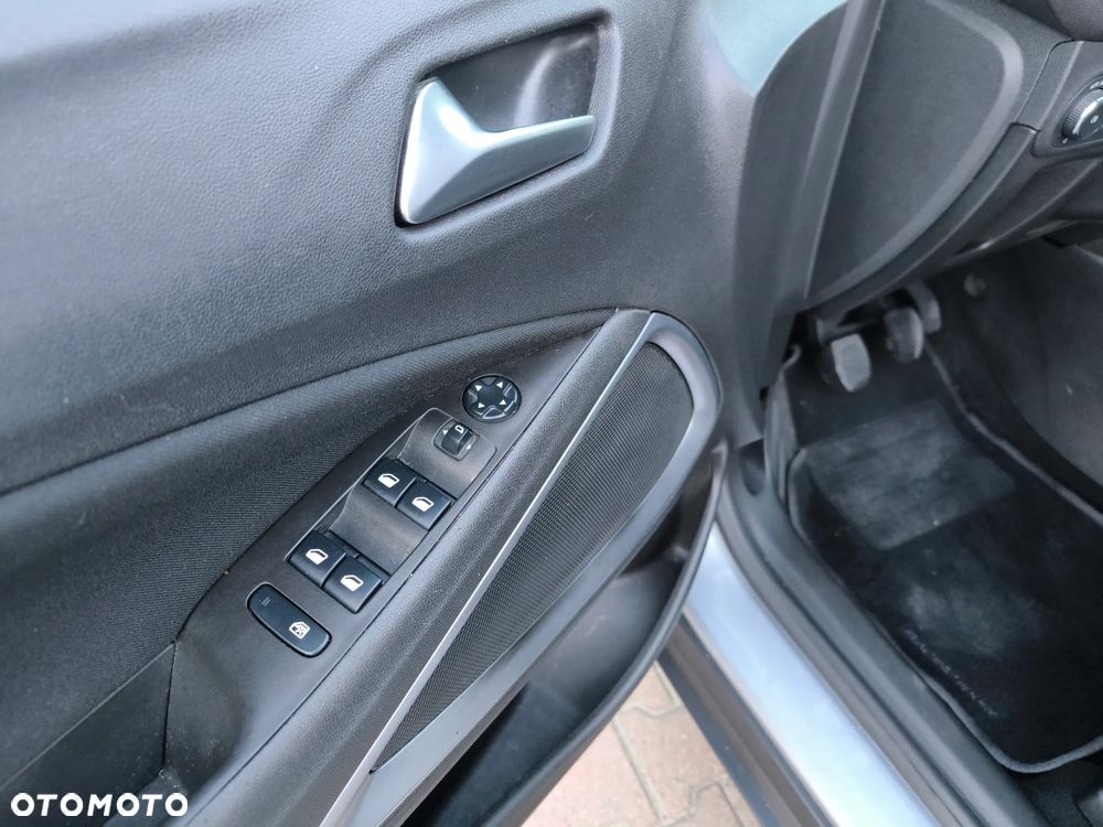 Opel Crossland X 1.2 Start/Stop 2020 - 19