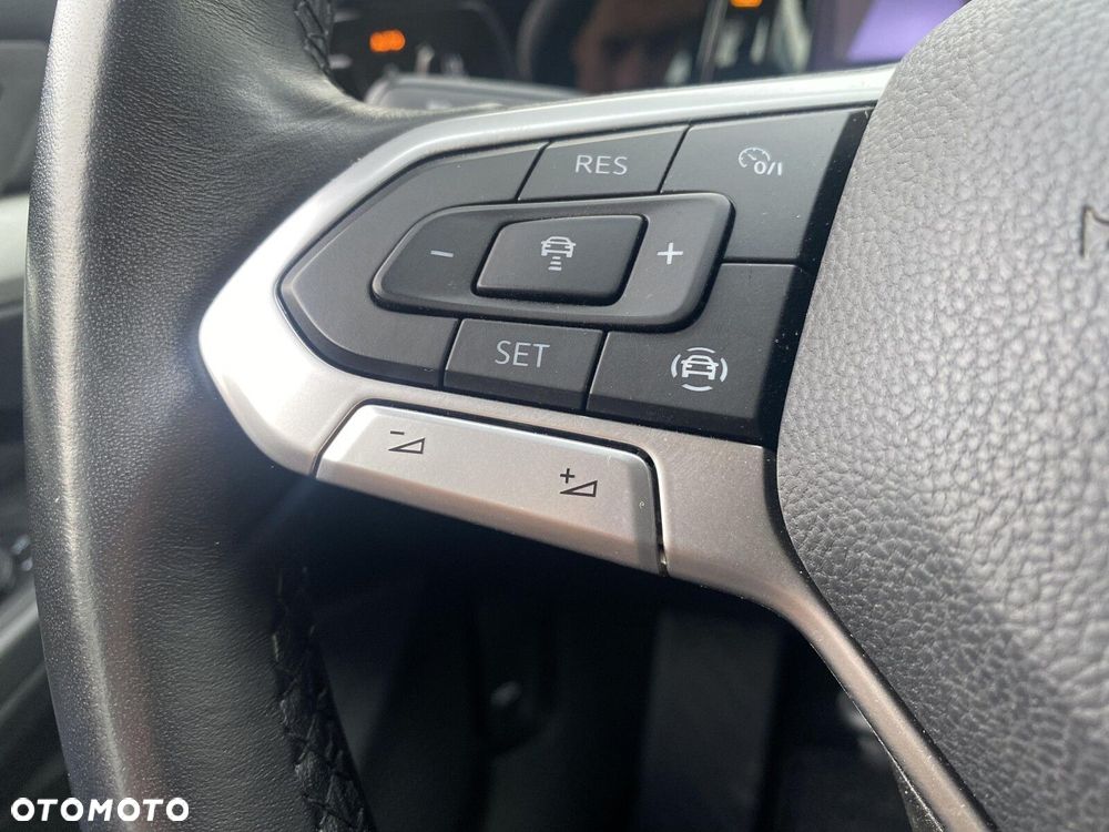 Volkswagen Golf - 20