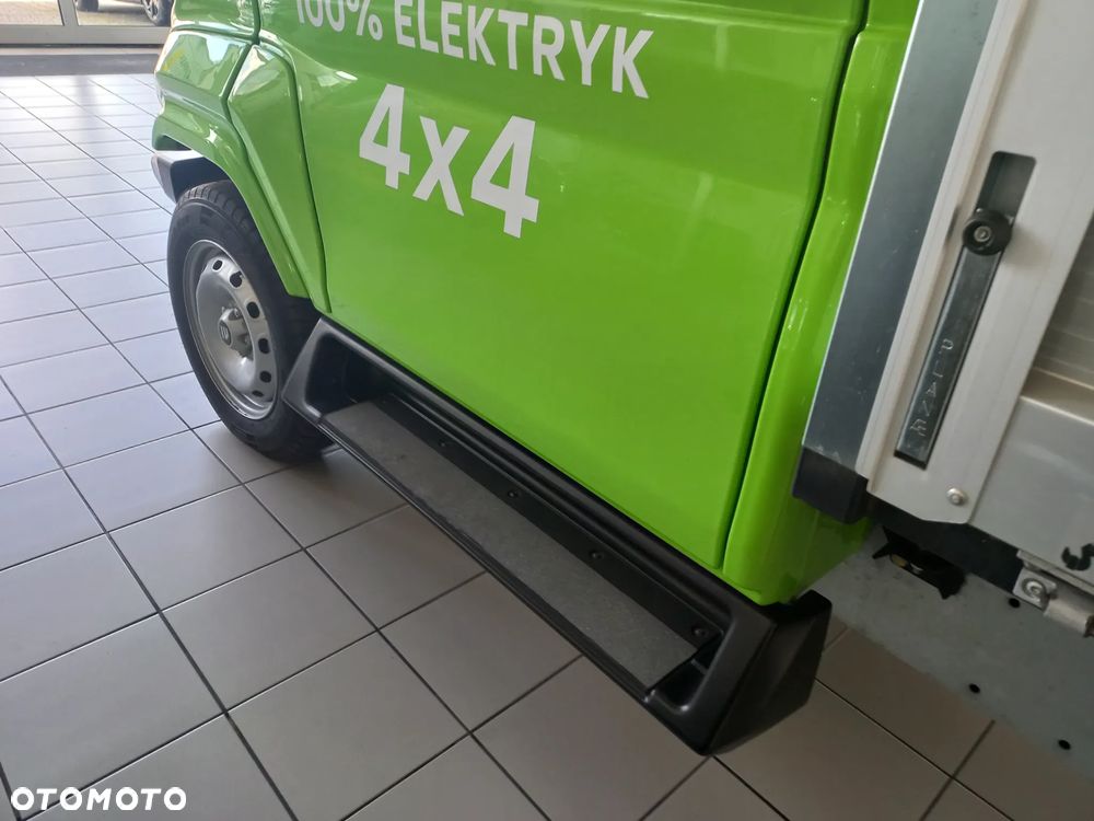 Evum Motors ACAR - 20