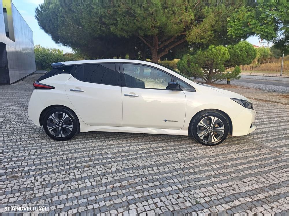 Nissan Leaf 40 kWh 2.ZERO Edition - 9