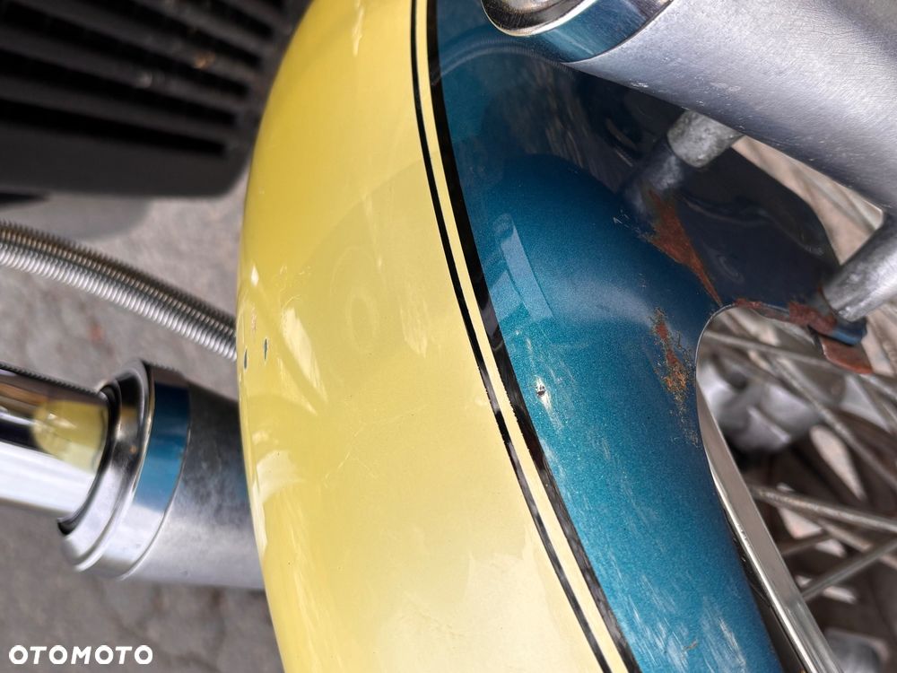 Suzuki Intruder - 20