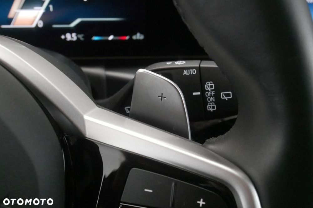 BMW Seria 3 - 37