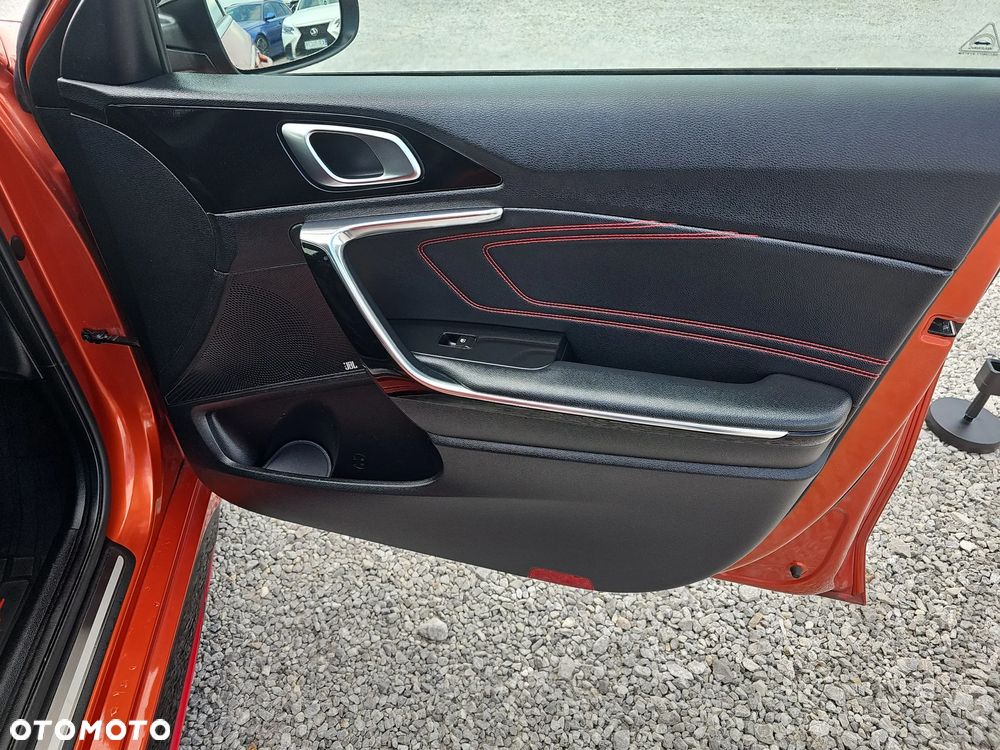 Kia ProCeed 1.6 T-GDI GT DCT - 21