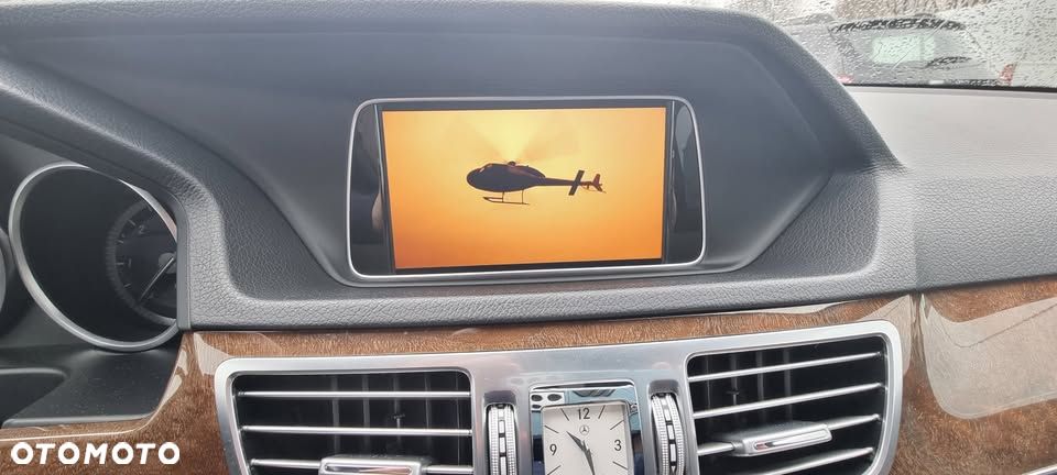 Mercedes-Benz Klasa E 350 BlueTEC 4Matic 7G-TRONIC Elegance - 17